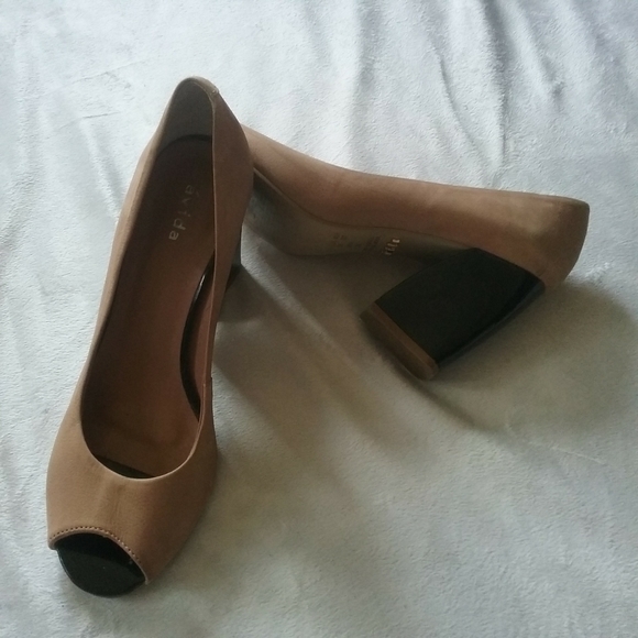 🔵 3/$30 AVIDA Peep Toe Heeled Shoes - Picture 7 of 15